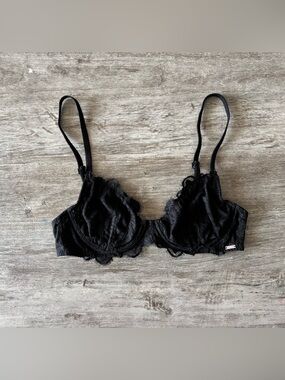 Victoria’s Secret PINK Bra Black Lace Unlined Women’s 34C Classic